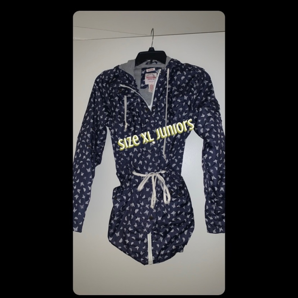 Missimo size XL Butterfly raincoat